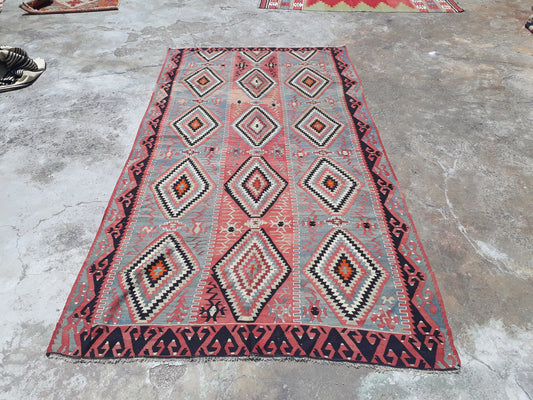 Old Turkish Rug %100 HANDMADE Kilim Rug Anatolian Vintage Rug (5x10 Feet) Geometric Rug Old Rug Decorative Rug Handmade Rug Handwoven Rug