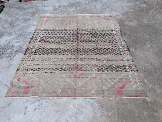 Old Turkish Rug %100 HANDMADE Kilim Rug Anatolian Vintage Rug (6x8 Feet) Geometric Rug Old Rug Decorative Rug Handmade Rug Handwoven Rug