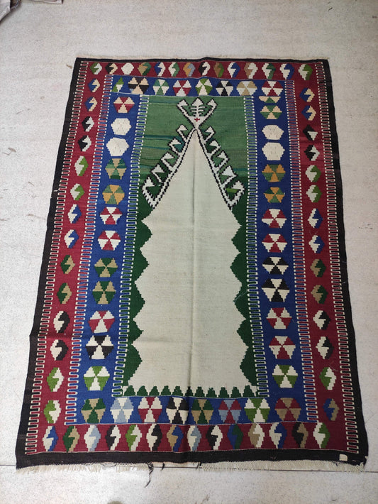 Prayer Rug, Anatolian wool rug, handmade rug, vintage rug, turkish carpet, handknotted rug, vintage home decor, small rug, entryway rug